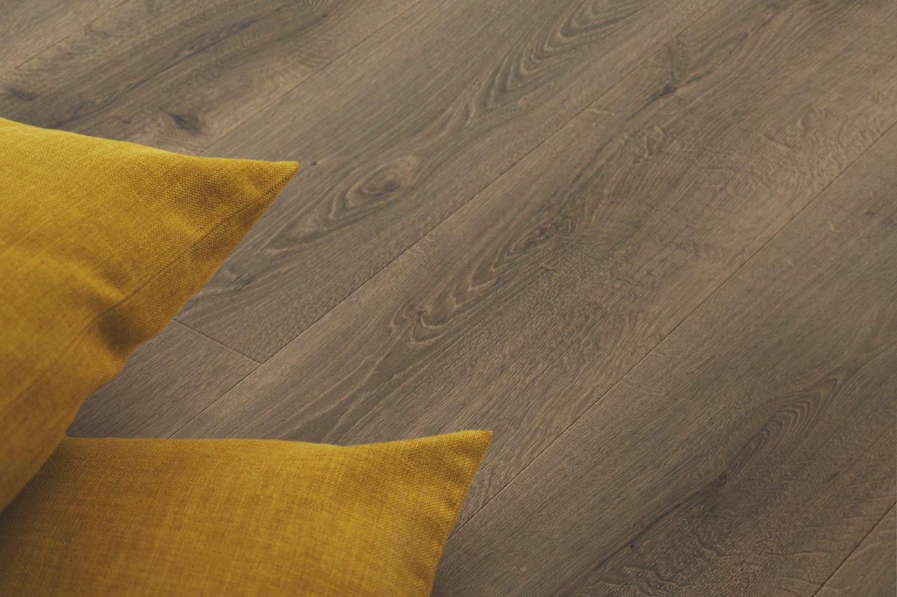 Ламинат Pergo Original Excellence Sensation Wide Long Plank Дуб провинциальный L0234-03590 фото в интерьере